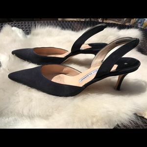 Manola Blahnik Satin Black Slingback heels 8